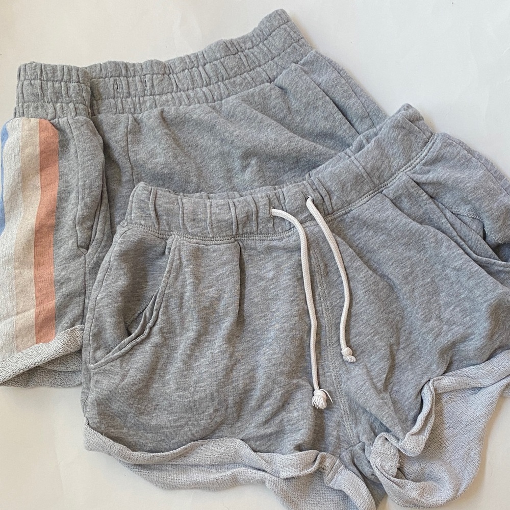 🎈$10 add on. Pink/Divided Casual Shorts Set